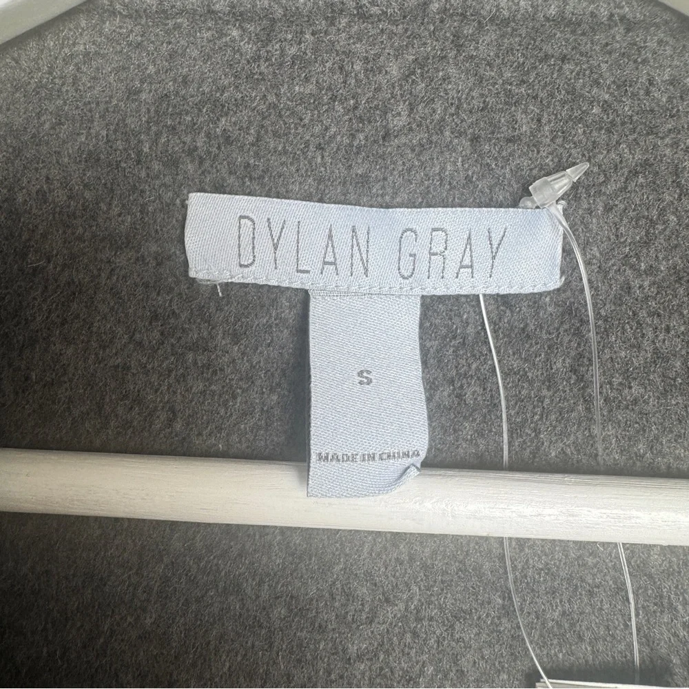 Wool Blend Coat by Dylan Grey Size Small - Picture 7 of 16